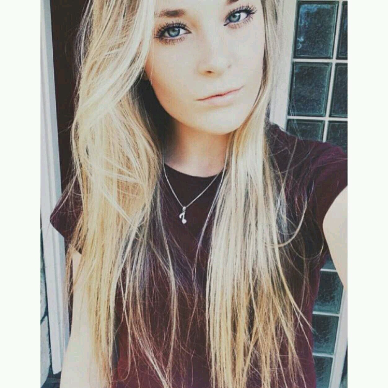 Hey Im Jesse. Tweet me. Role play only