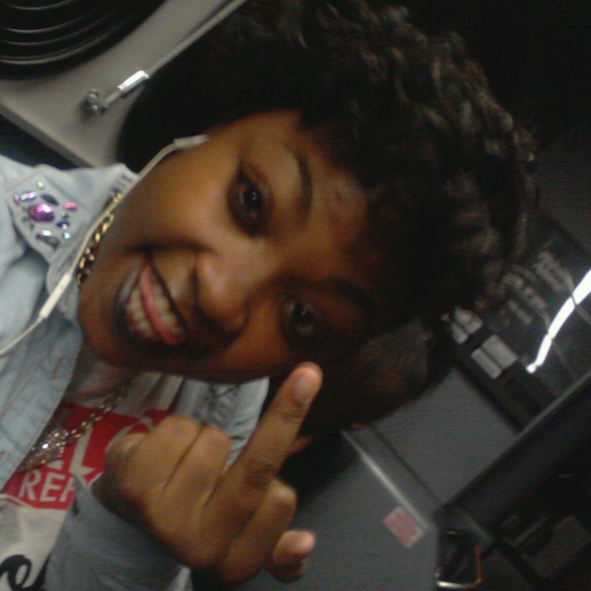 Diferent_More's profile picture. Follow Me That's It . I Follow Back