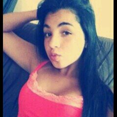 15 anos,corinthiana, simpatica, Virginiana,amigos, festas,baladas e feliz :)
seguuuuuue ?.*-*