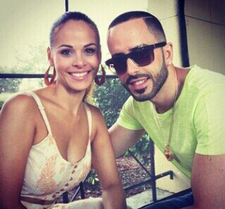 amante total de @llandel_malave. M gustan las redes sociales Facebook (eZza Yanël) , instagram (llanelyvm_16)...