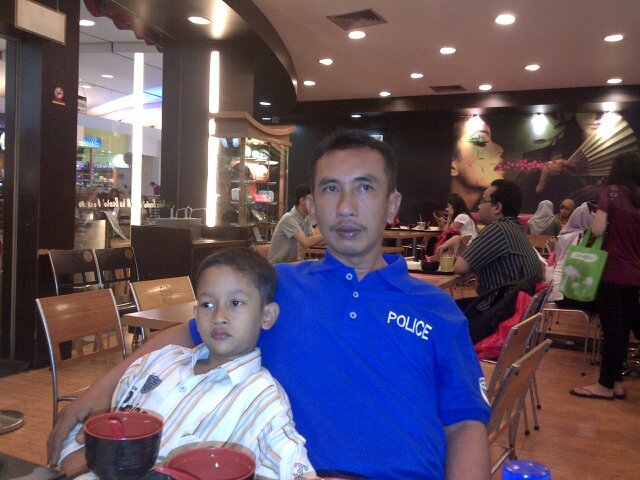 jujunsukmaniadi's profile picture. 