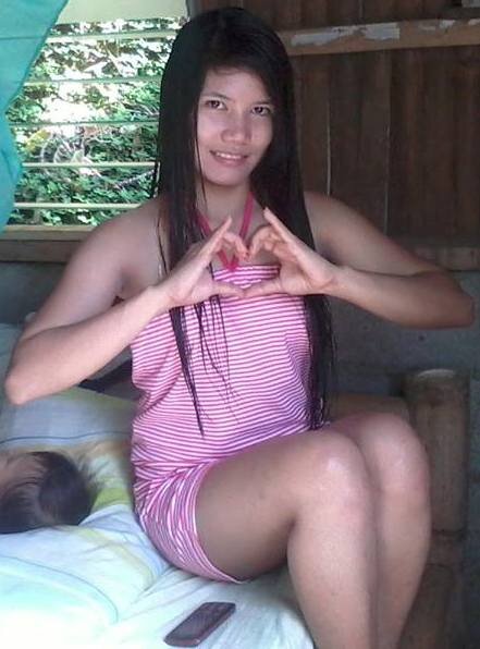 Office Staff @ SICIC/Simple but Lukaret :)) am a Little bit Supladita sOmetimes bUt on the oTher hand am a LovabLe and cAring pErsOn.. that's the ReaL me :))