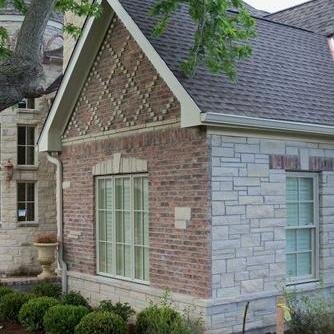 Stone and Brick Masonry in the St. Louis metro area.
We service all of St. Louis county and beyond
We established our business in Chesterfield,Mo.
 314 954 8269