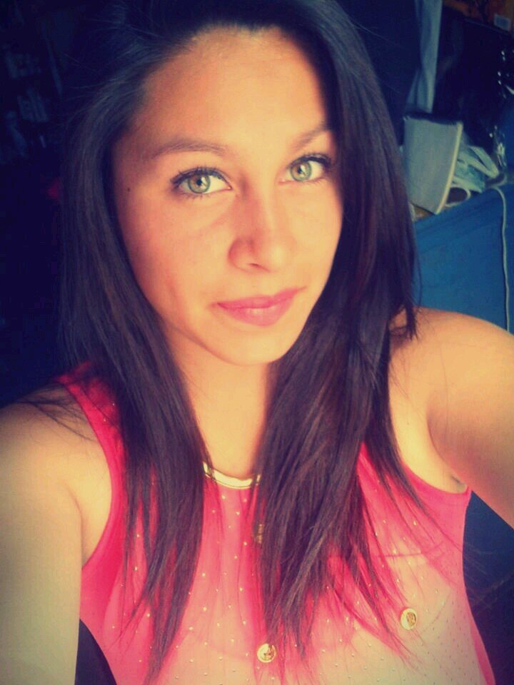 Porqué dándole la vuelva al peor de los momentos abriremos nuevas puertas que nos lleven hasta el cielo:3.
I'm directioner of heart!.   ♥~Little Things~♥