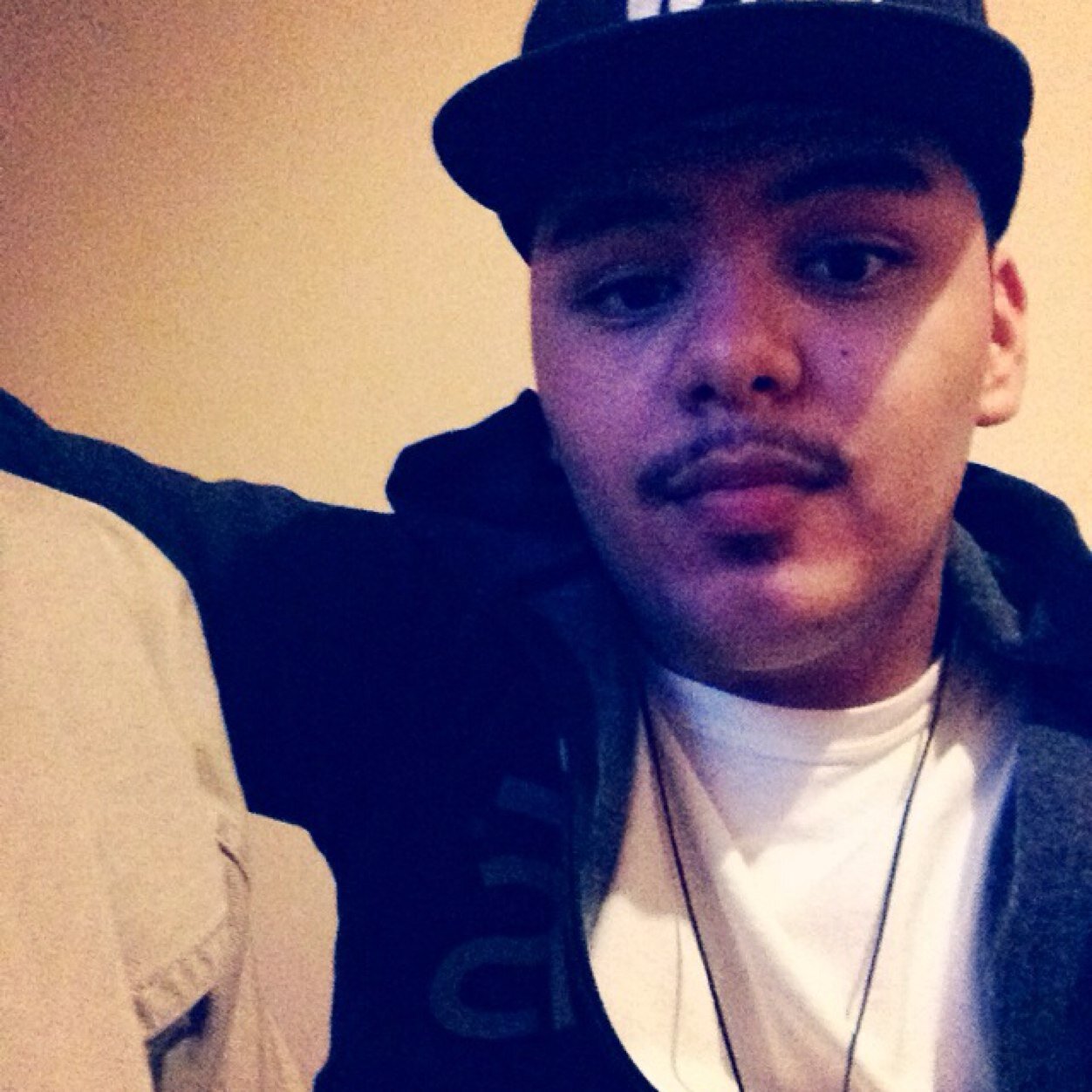 marrlesz09's profile picture. 