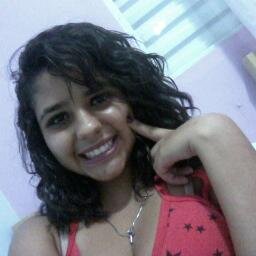 Amo Musica, Apaixonada Por Coreografias, Ler e Entre outras Coisas  :))