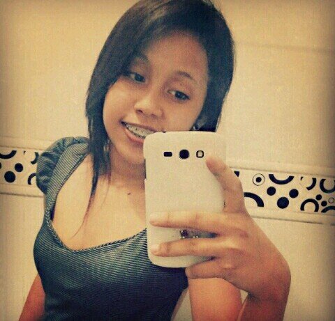 1.8 | Manaus | Lésbicas assumida |  Um príncipe que toda princesa queria ter | Instagram: gmand_                     FÃ DA ANITTA! ♥