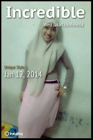 dhe_ndha's profile picture. i'm simple person...