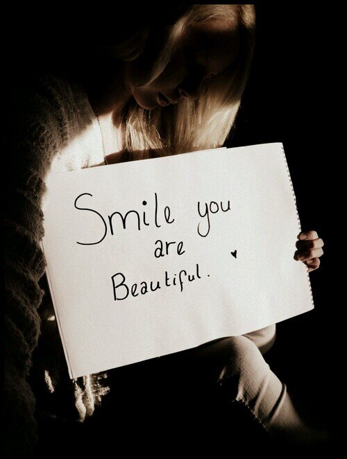 You, yes you.. You are beautiful ♥ I'm here for you to talk in private. Dm me or E-Mail me at StopSuicide@hotmail.com.au. I will ALWAYS reply ♥