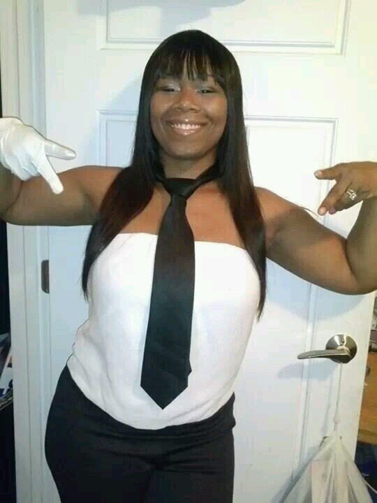 Im just a child of GOD who loves 2 smile,live,& laugh tryna meet those Blessed wit *That Thing Right There* Trey Songz,Wale,JCole, &Meek Mills...SMH