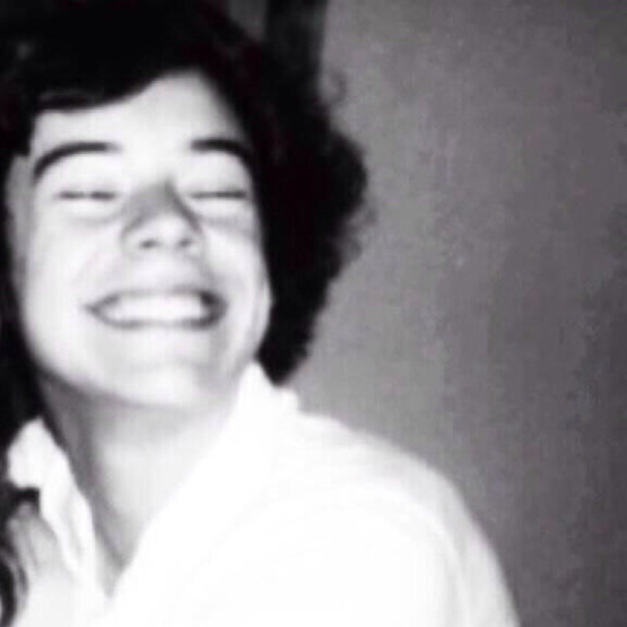 free follow and the occasional up-lifting tweet idk yaaaayyyyy