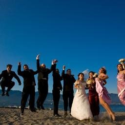 http://t.co/IJgmhJ48sr  is an online wedding directory for Vancouver. A local wedding guide that makes wedding planning easy and pleasant.
