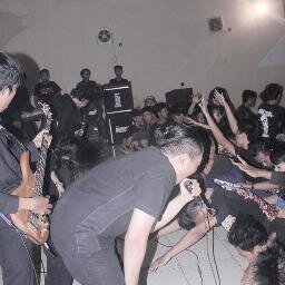 Frontman @Burial_Abomination | Member in @SIDOARJO_METAL  | My Hero @ManUtd | Education in @UntagSurabaya | 26F0C219