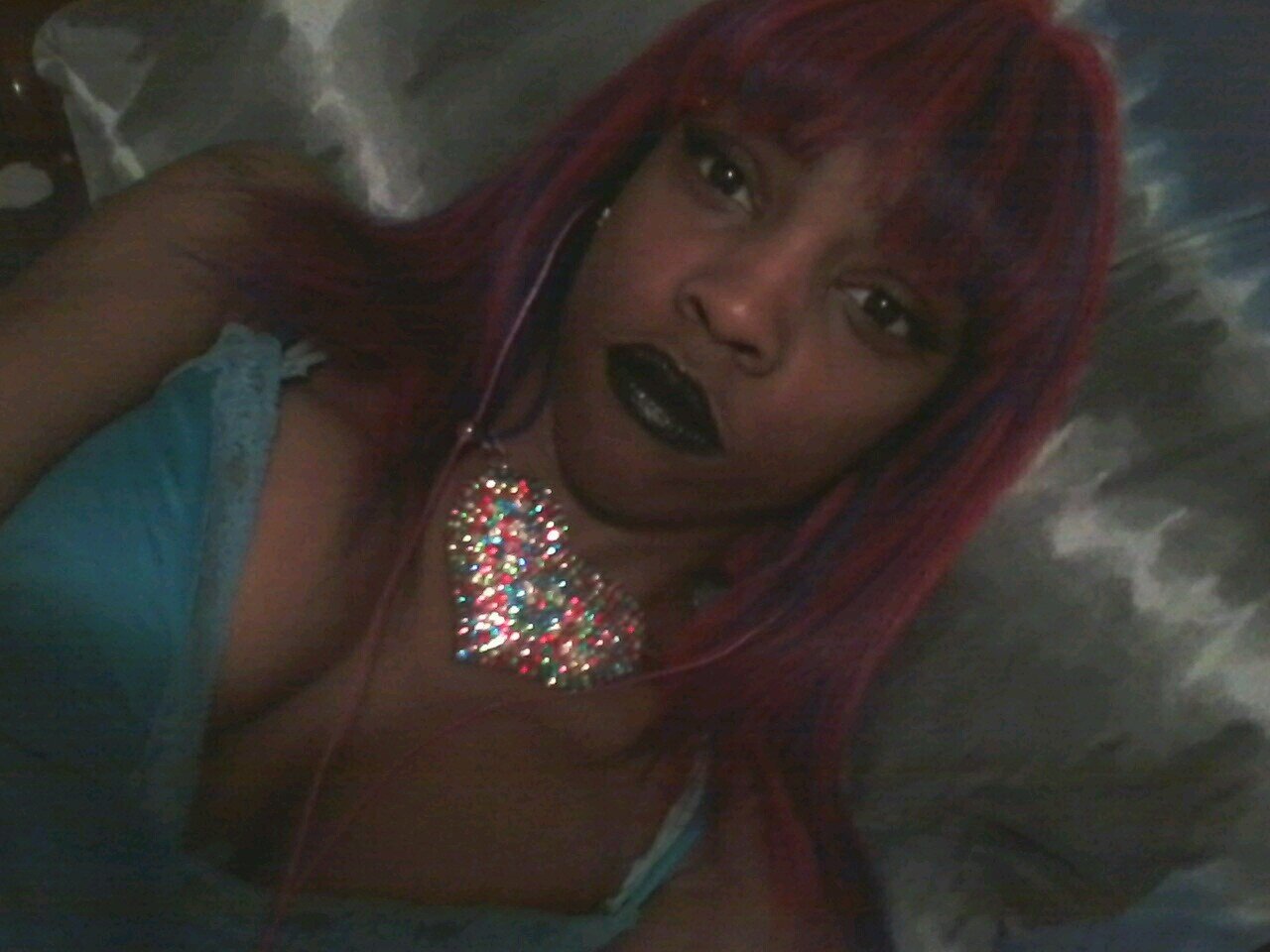 Im not a dime cause dimes get flipped ..I'm not a Dollar cause Dollars Get Ripped I'm worth so Much More Than That Boo .