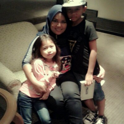Profile Picture of Azee Azzian (@azia672) on Twitter