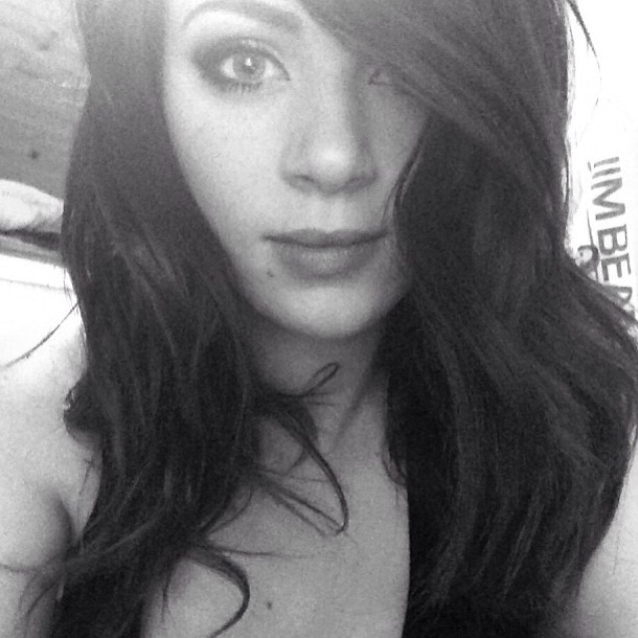 alicelovesrose's profile picture. Will you show me what love really is ? Even if i had nothing to give? I love my baby girl @elsalynchrose . [Single/DTF /RP]