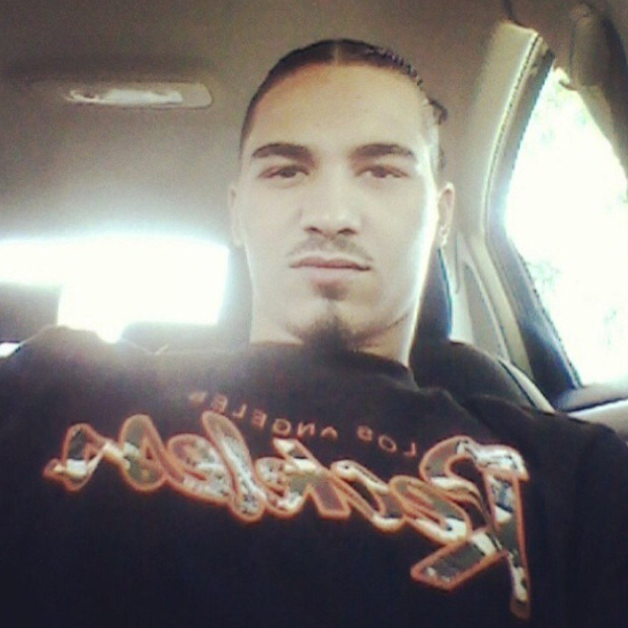 VfromtheO's profile picture. 