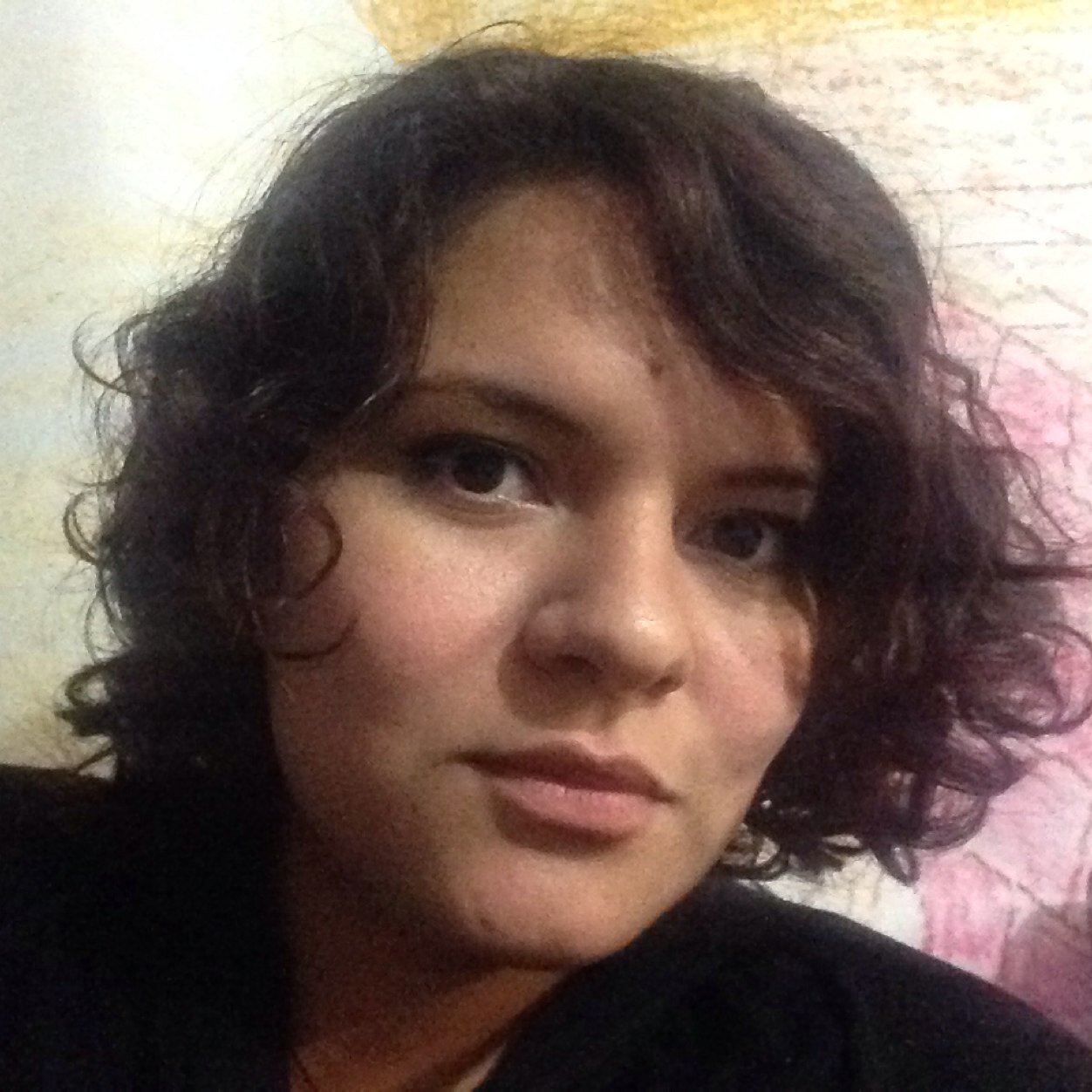 Productora audiovisual, diseñadora de profesión. Fotógrafa insomne por vocación.