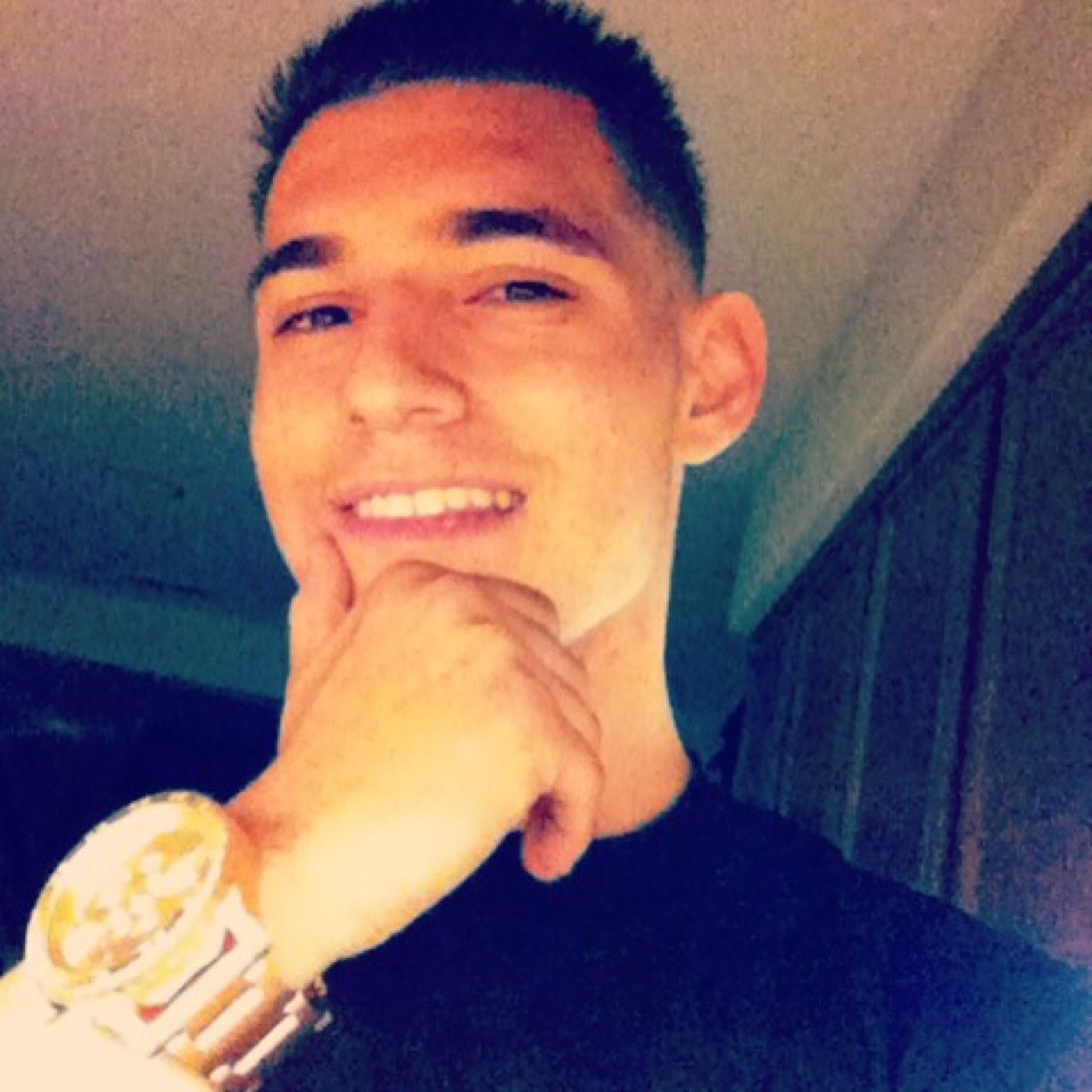 Im Roman,20 years, Born in #Oceanside, grew up #SanDiego -#Employed -- #LakerGang #FollowMe! Currently living in Whak  ass #SanJacinto Rest In Peace Paul Walker