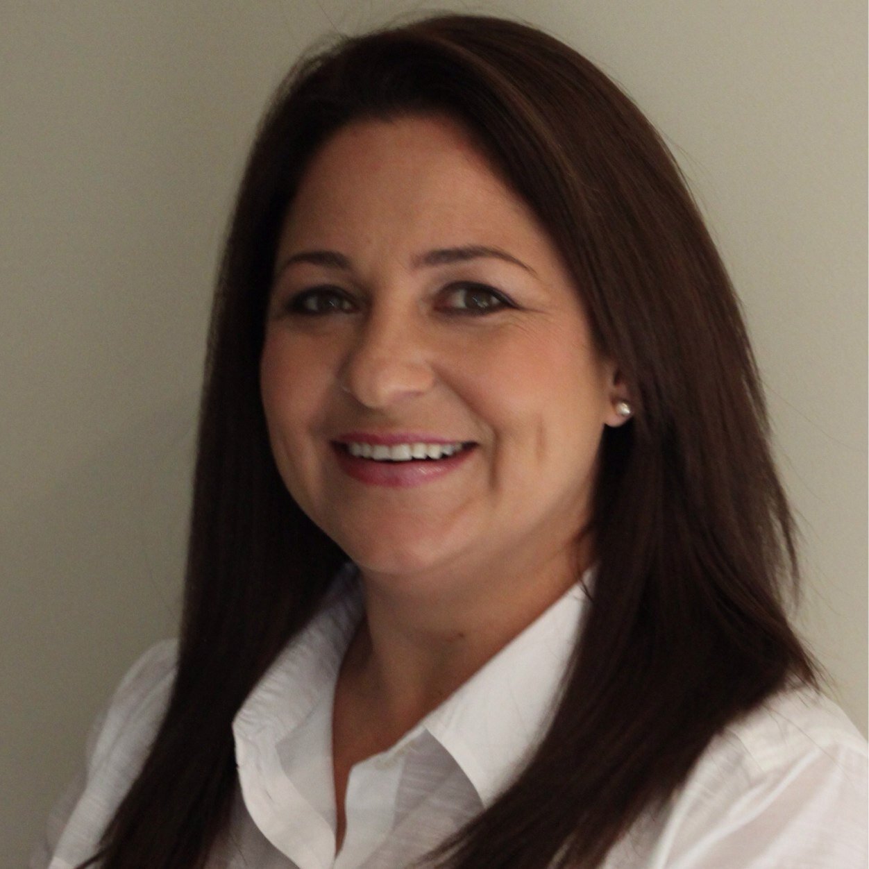 Owner Feather My Nest - Property Styling Brisbane, QLD. HIA Award Winning Queensland Property Stylist. Interiors Lover!
