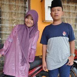 Mengejar 1 kata ,untuk.bisa memakai seragam putih abu-abu