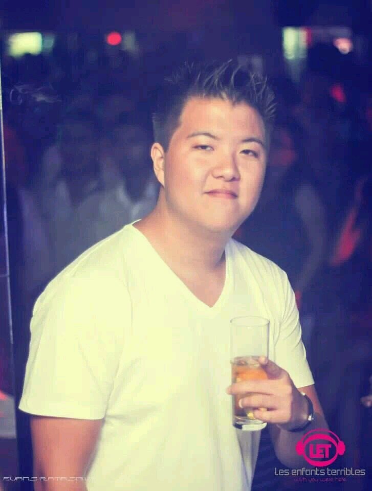 Nothing much interesting to know about me. Insta : LeYama. Rant: http://t.co/LO1jKbtZ