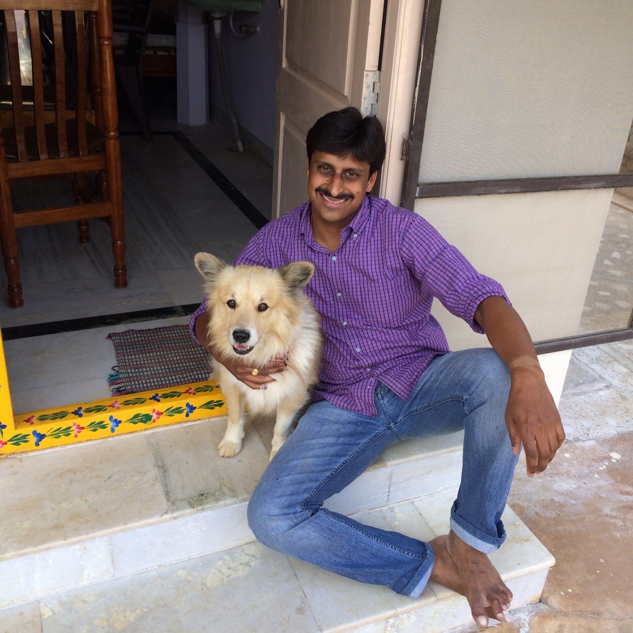 dinugvr's profile picture. 