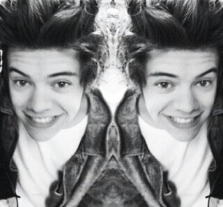 hes • 19 • single • bisex
