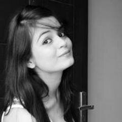 Product Designer @YouTube, ex- @Roposolove observing behaviors and patterns every day...