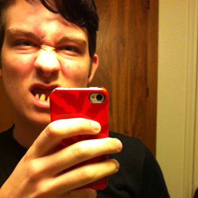 MixtapeLegend's profile picture. Ain't no place I'd rather be. Chillin' with homies and family. Sky high, iced out paradise in the sky.