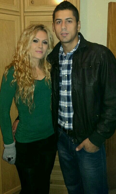 stanescuevelin's profile picture. Aham....