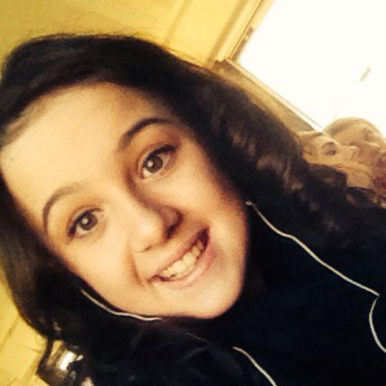 alexis_halcomb2's profile picture. 