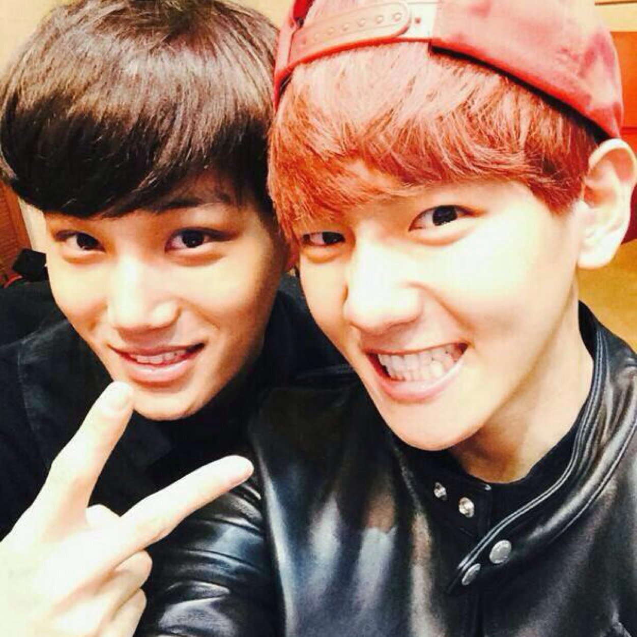 DONT FOLLBACK THIS ACC PLS FOLLOW @Sthunnie THANKS~ yehet || I'll give u 1 more follow if u follow @Sthunnie IM CHECKING:) THANKYOU and be patient~