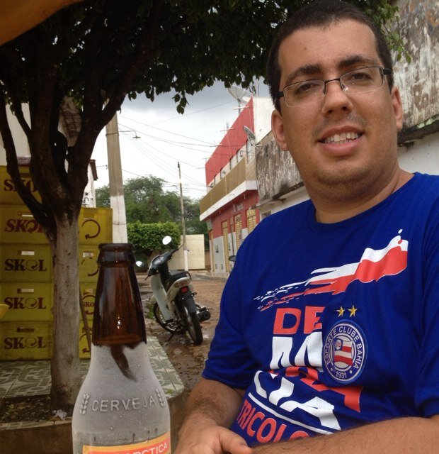 vinnijr's profile picture. Entre o começo e o fim existe o presente.