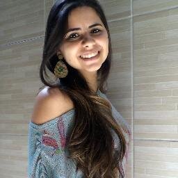 Técnica em Meio Ambiente, Futura Engenheira Sanitarista e Ambiental,Filha,Amiga. Sempre querendo muito mais do que pode alcançar,mas tudo no tempo certo.