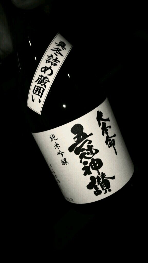 ハリセン侍です。 競馬が好きです。 好きな馬はテンポイントです。 好きな系統はプリンスリーギフトです。 好きなファンファーレは中京・小倉特別です。帯広のも好きです。パドックで勝ってます。穴を見つけて勝つタイプです。得意なのは下級条件ダート短距離です。芝は下級条件長距離なら穴れます。