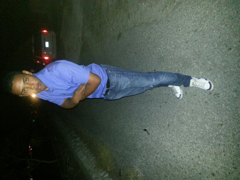 johan121989's profile picture. Con la  confianza en uno mismo se puede  llegar a ser grandes cosas...