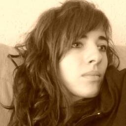 HeleinStone's profile picture. 