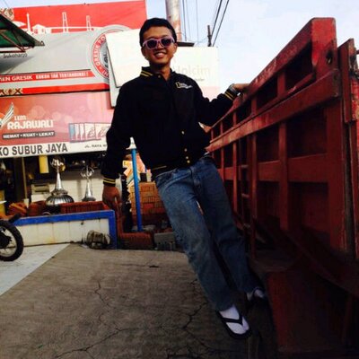 mhardk's profile image