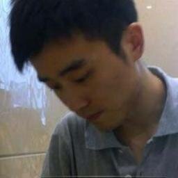 Still in love with U。 （Women DO NOT follow or send message！）