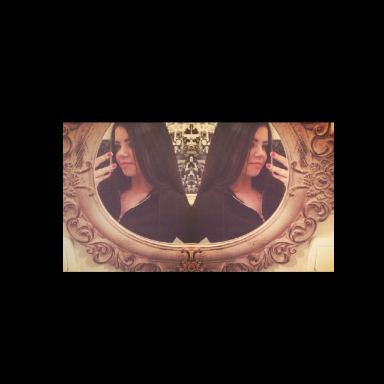 Kisssess.