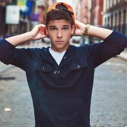 Sean O'donnell||18||Single||Bisex.