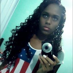 .. O ideal seria que todas as pessoas soubessem Aceitar
e Amar as Indiferenças Dos outros.
