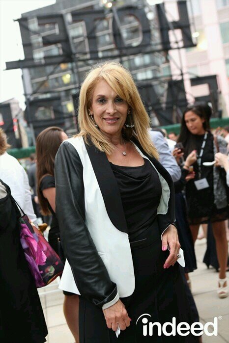 GreenbergLisa's profile picture. human resources consultant, fashionista, brand ambassador