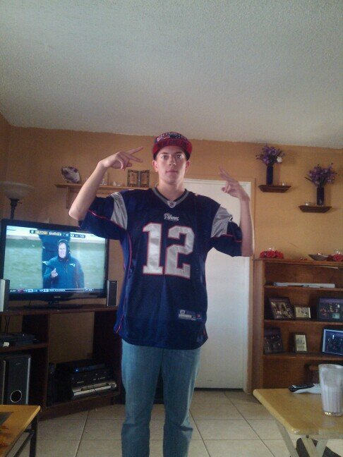 WWE fan, NFL team: Patriots, Loves Basketball