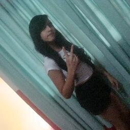 A garotinha que anda pra direita →
& pra esqueda ←
& para cima ↑
& para baixo ↓
& ela faz todos os caminhos *
mas nunca sabe qual é o certo ↨↔Essa sou eu*-