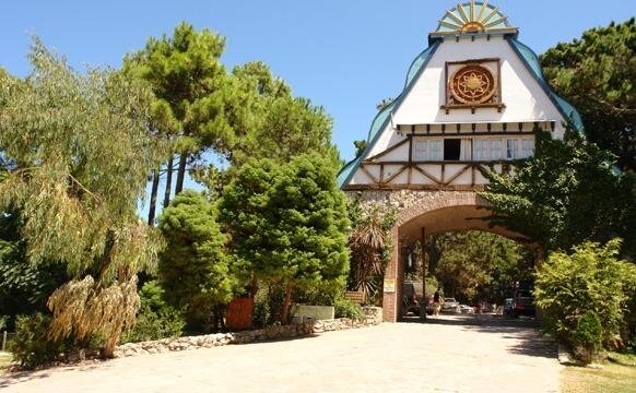 SEGUINOS Y ACCEDÉ A SORTEOS/PROMOS Villa Alpina Carilo; Bosque Mar;Vacaciones 0221-423-6070/15-6376132.CUATRIS A MENOR PRECIO Y TE LO ENTREGO/RETIRO DONDE ESTES