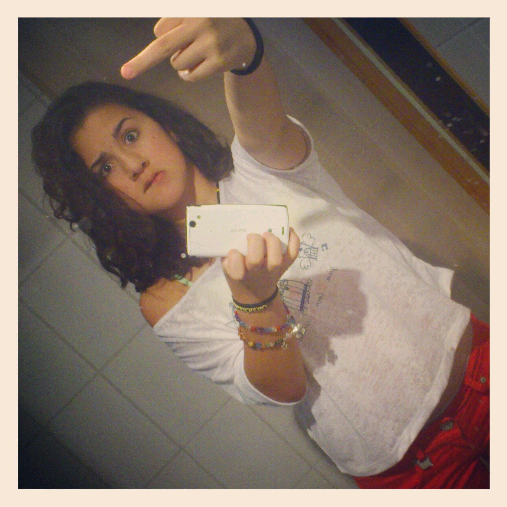 soldier-girl , echelon , LPU member , gamer , skater , rocker . Lmao lml :) follow me and I follow you back :D