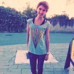 Sara..for friends Sara...I have most retarded friends in whole universe. 
0/5. 0/4