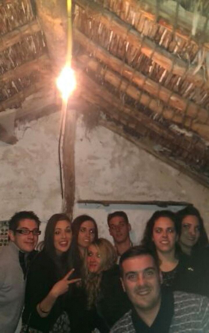 Formaran parte de mi vida aquellos que solo me demuestren que me hagan sentir bien, a los demas fue un placer haberlos conocido!